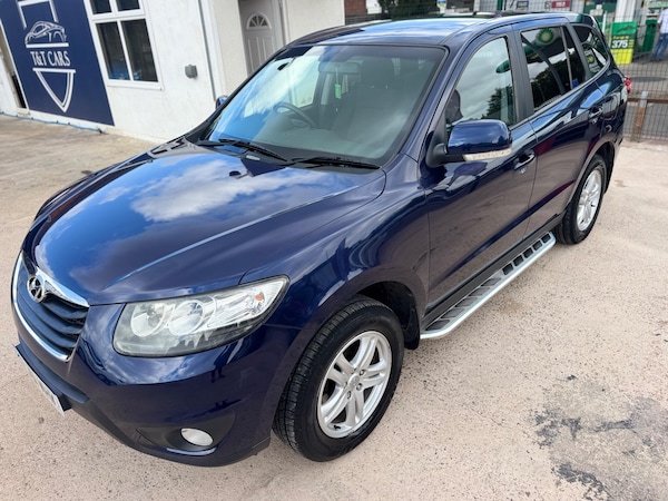 Used Hyundai Santa Fe 2011 for sale - 75747230: Photo 17