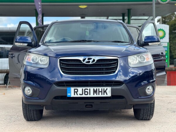 Used Hyundai Santa Fe 2011 for sale - 75747230: Photo 25