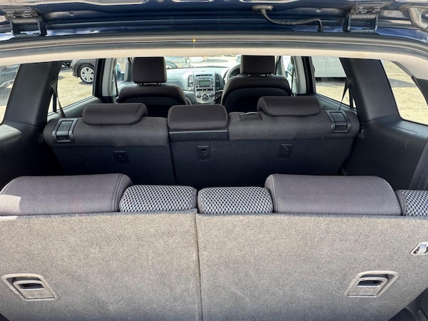 Used Hyundai Santa Fe 2011 for sale - 75747230: Photo 33