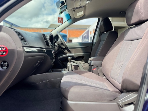 Used Hyundai Santa Fe 2011 for sale - 75747230: Photo 37
