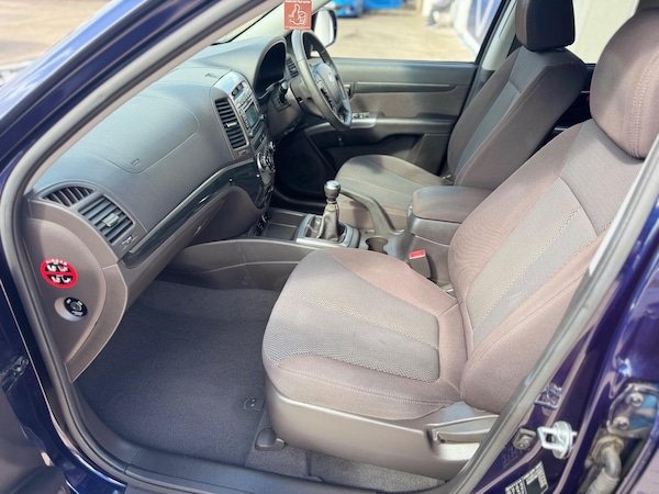Used Hyundai Santa Fe 2011 for sale - 75747230: Photo 39