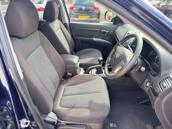 Used Hyundai Santa Fe 2011 for sale - 75747230: Photo 43