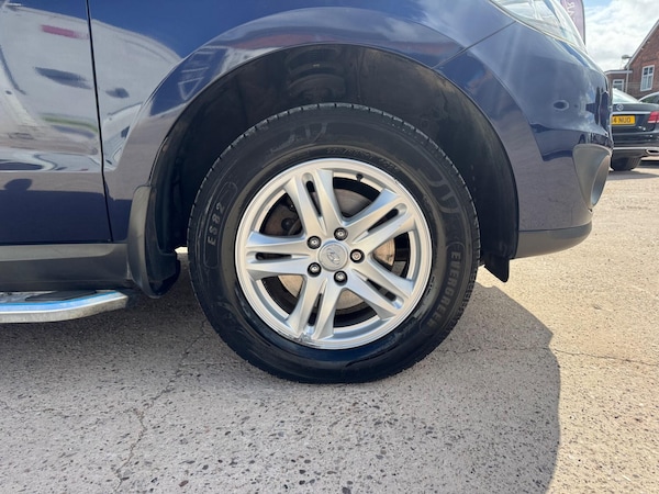 Used Hyundai Santa Fe 2011 for sale - 75747230: Photo 48