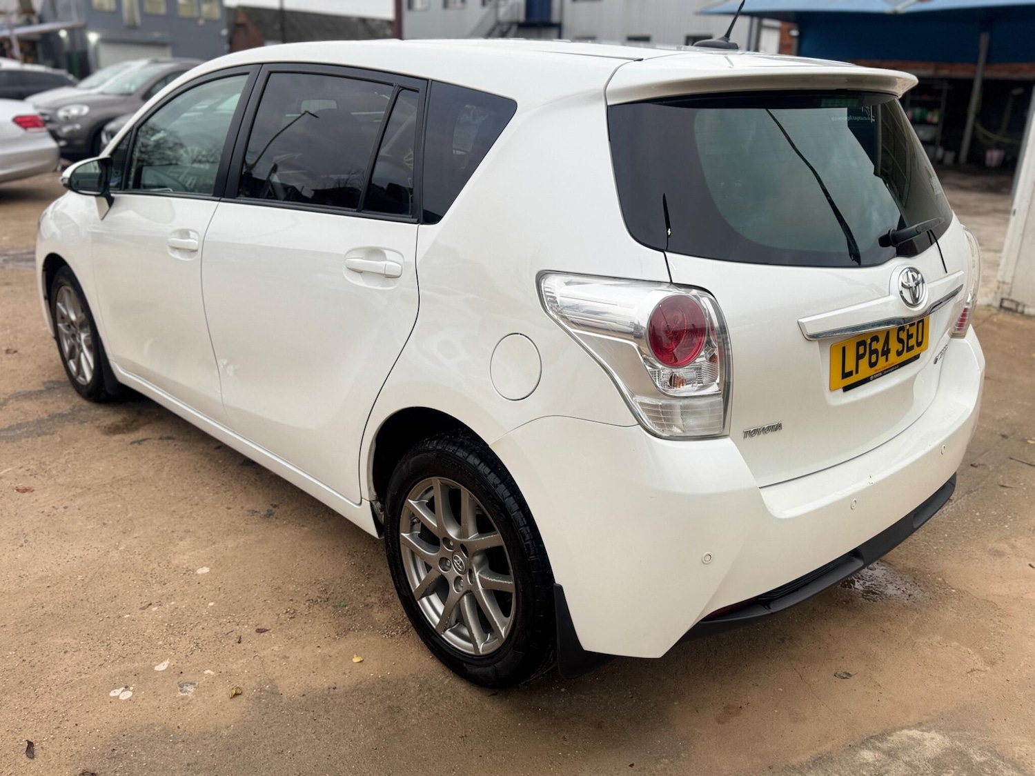 Used Toyota Verso 2015 for sale - 76597199: Photo 11