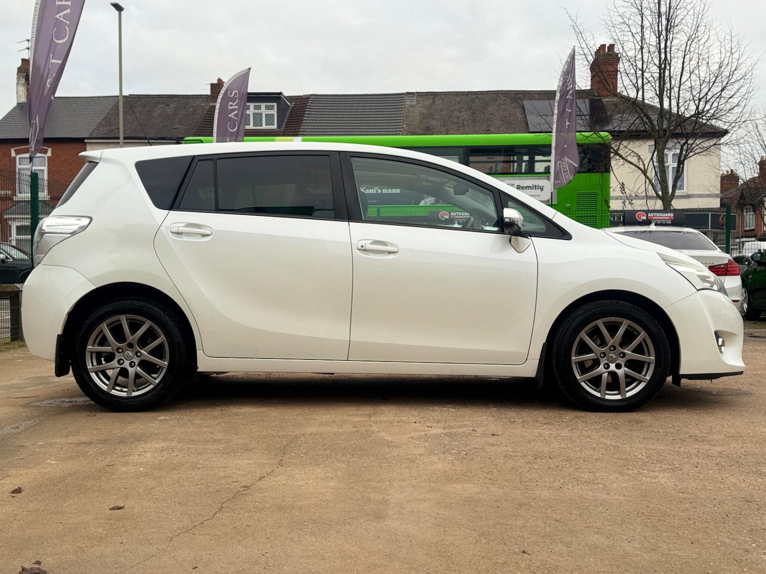 Used Toyota Verso 2015 for sale - 76597199: Photo 17
