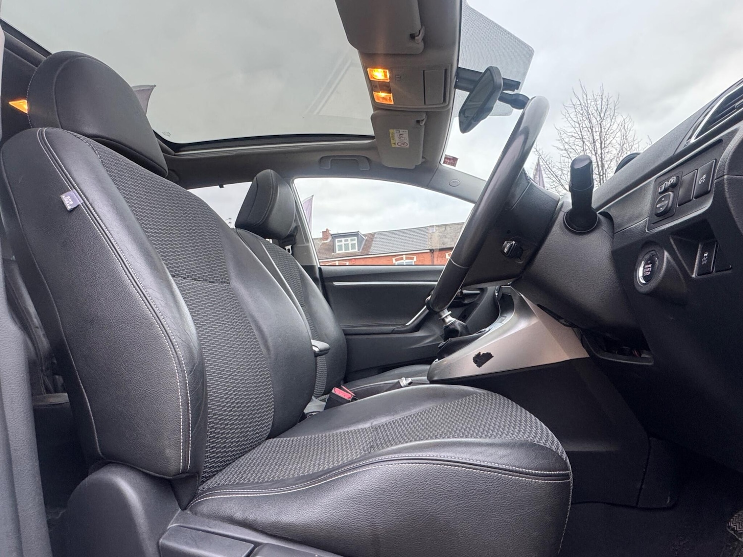 Used Toyota Verso 2015 for sale - 76597199: Photo 26