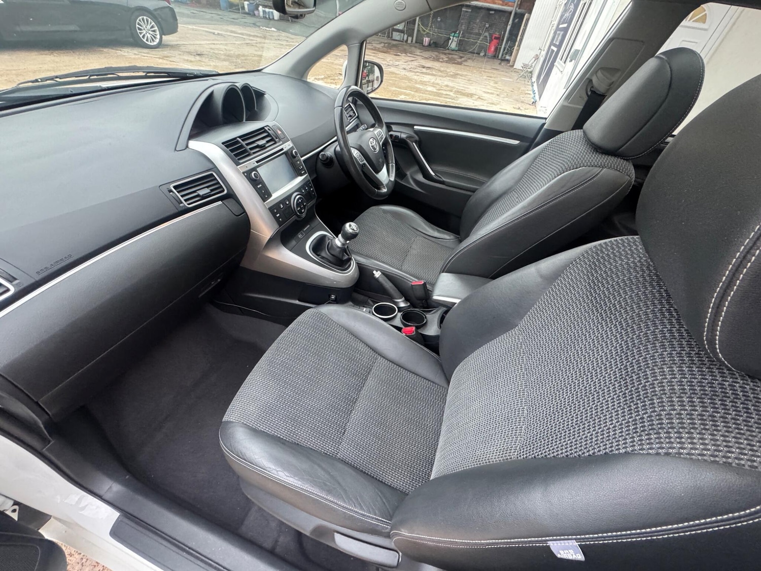 Used Toyota Verso 2015 for sale - 76597199: Photo 29