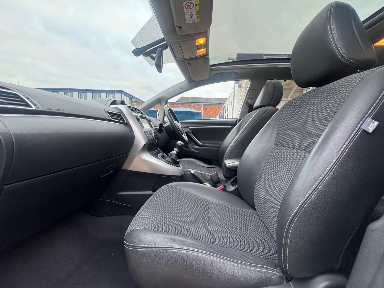 Used Toyota Verso 2015 for sale - 76597199: Photo 30