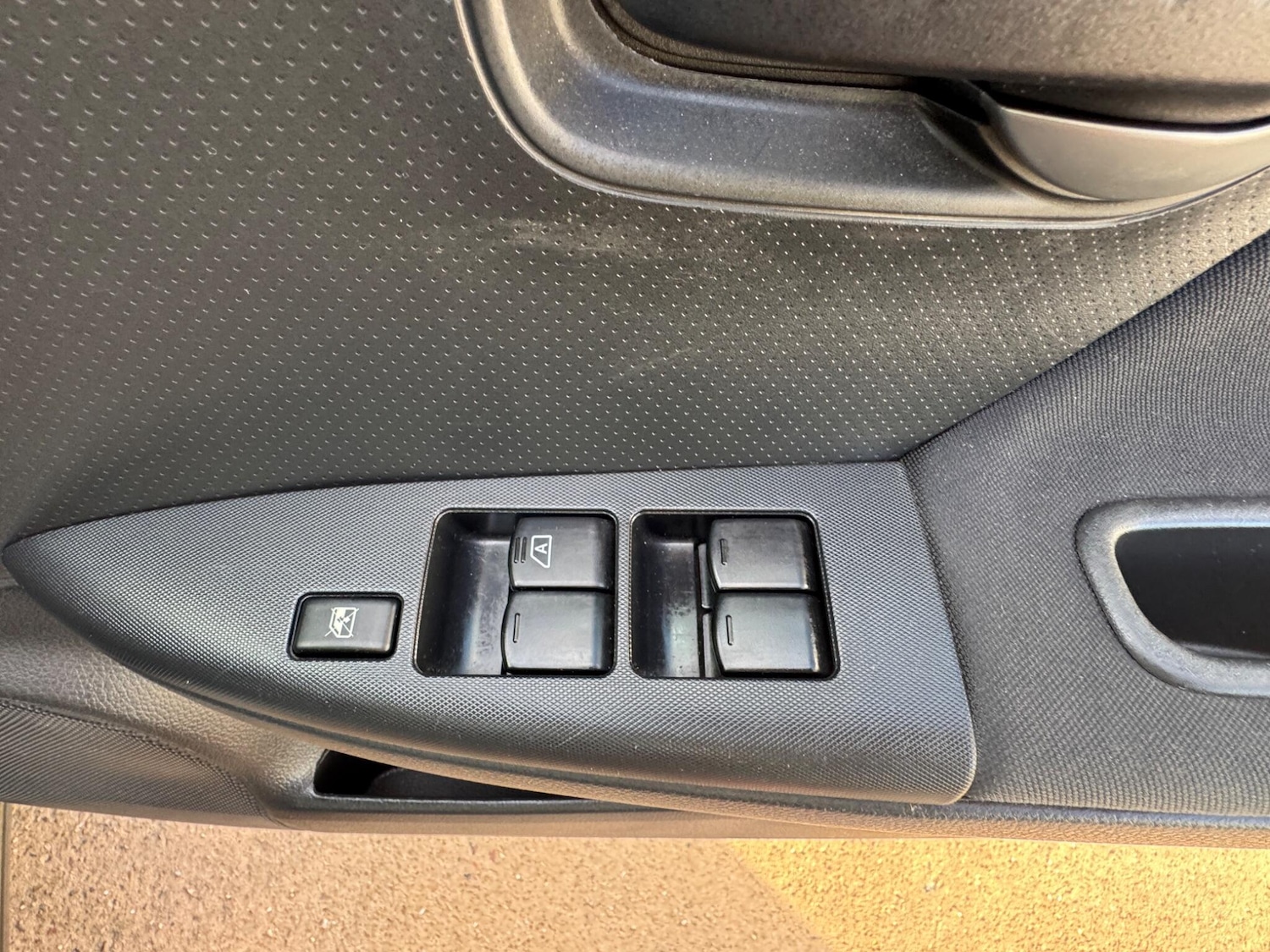 Used Nissan Note 2010 for sale - 76995041: Photo 34