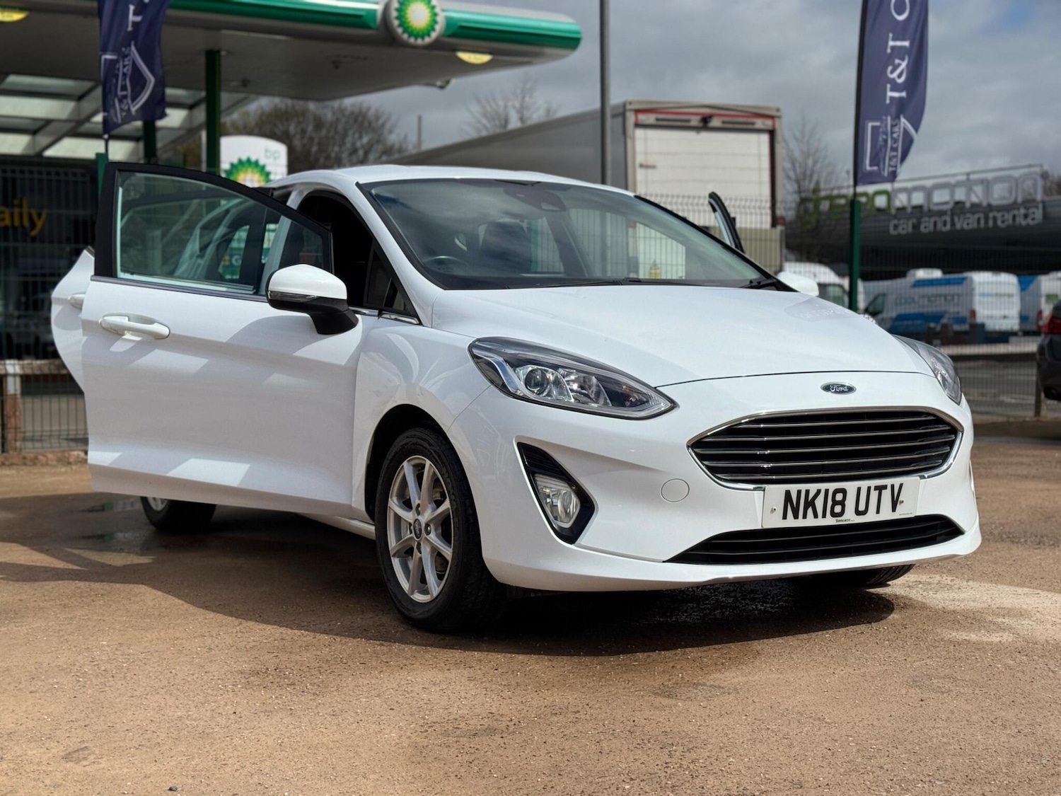 Used Ford Fiesta 2018 for sale - 78072365: Photo 25