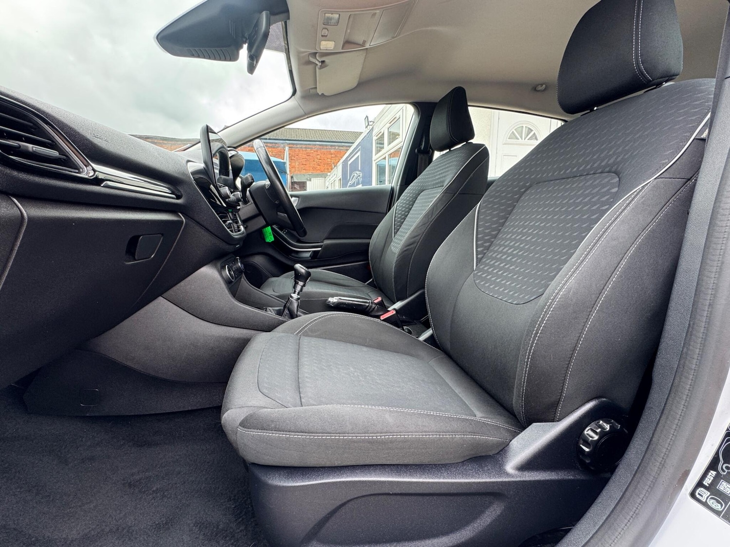 Used Ford Fiesta 2018 for sale - 78072365: Photo 31