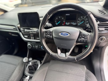 Used Ford Fiesta 2018 for sale - 78072365: Photo