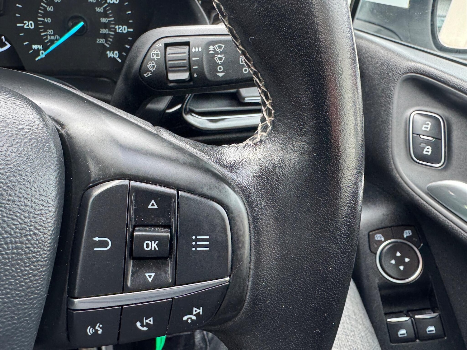 Used Ford Fiesta 2018 for sale - 78072365: Photo 40