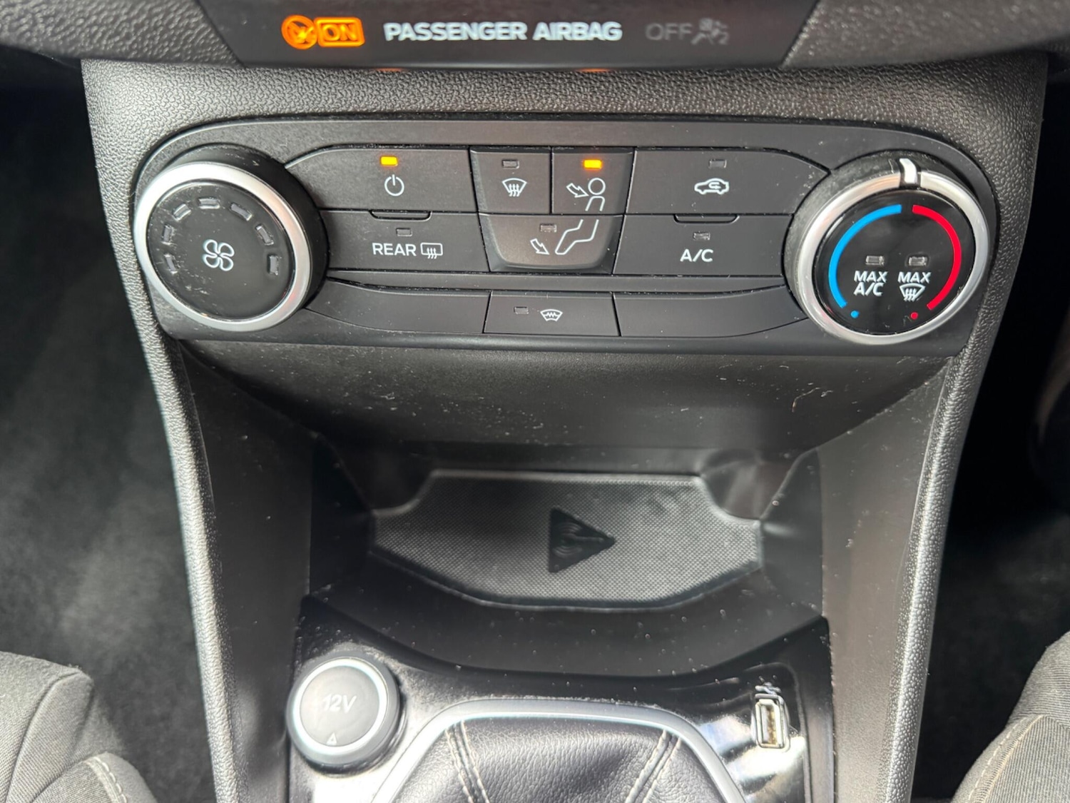 Used Ford Fiesta 2018 for sale - 78072365: Photo 42