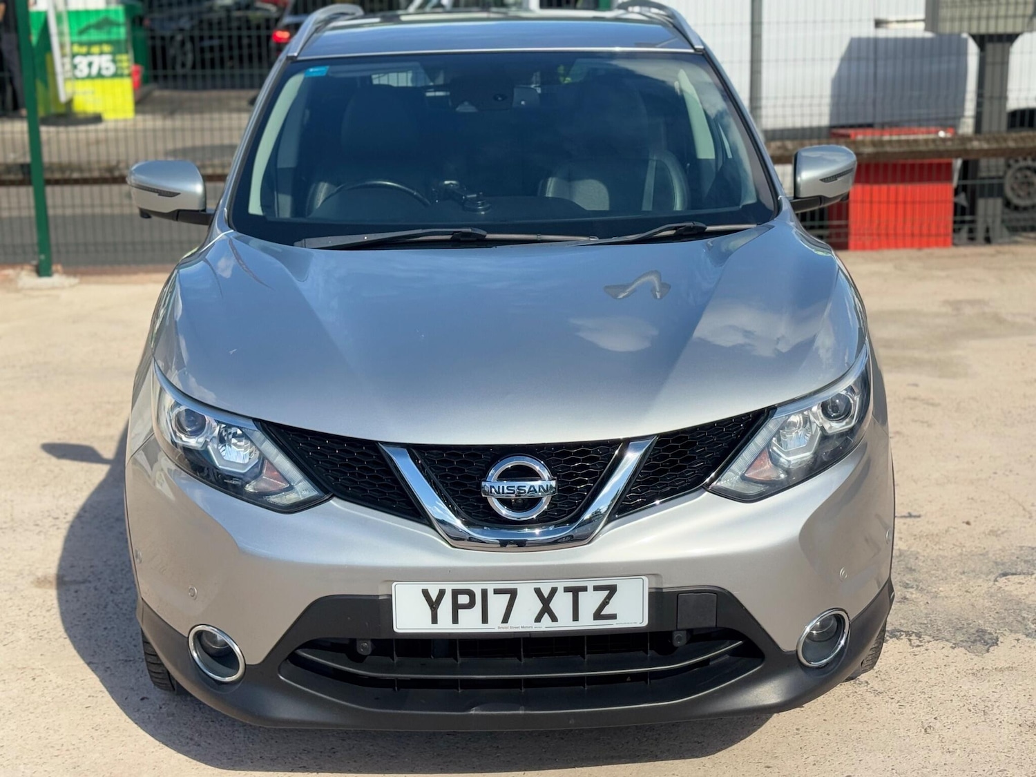 Used Nissan Qashqai 2017 for sale - 76041737: Photo 17