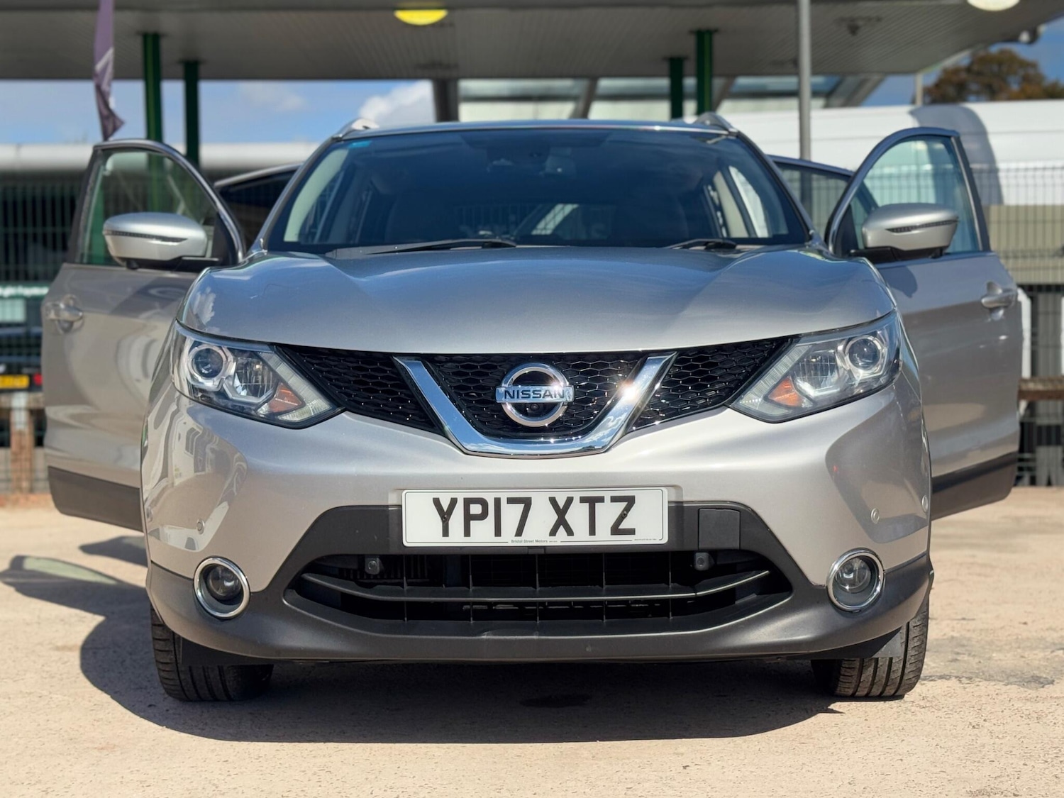 Used Nissan Qashqai 2017 for sale - 76041737: Photo 26