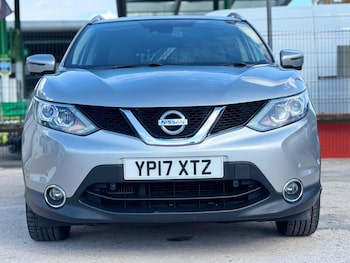 Used Nissan Qashqai 2017 for sale - 76041737: Photo
