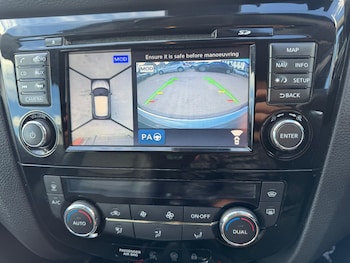 Used Nissan Qashqai 2017 for sale - 76041737: Photo