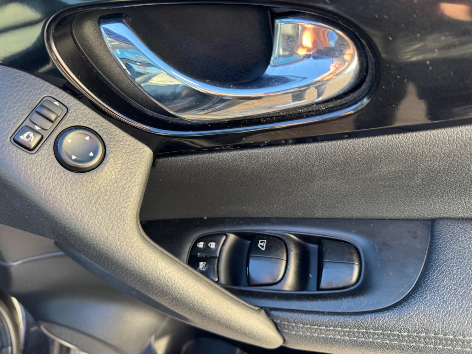 Used Nissan Qashqai 2016 for sale - 77098106: Photo 46