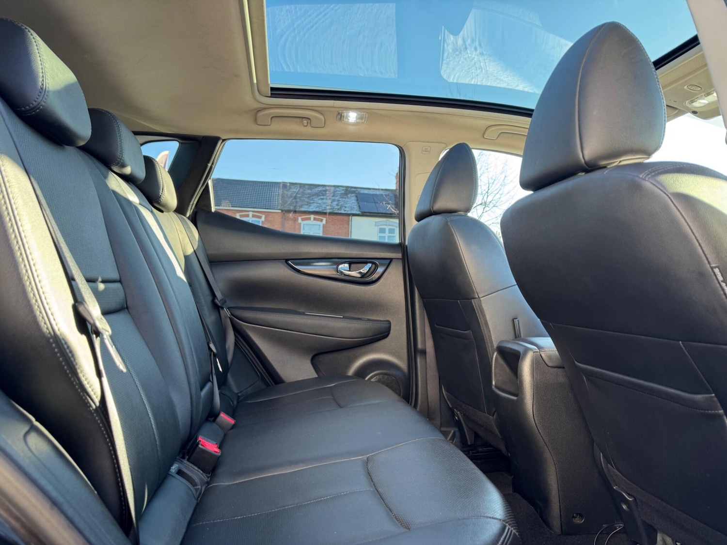 Used Nissan Qashqai 2016 for sale - 77098106: Photo 5