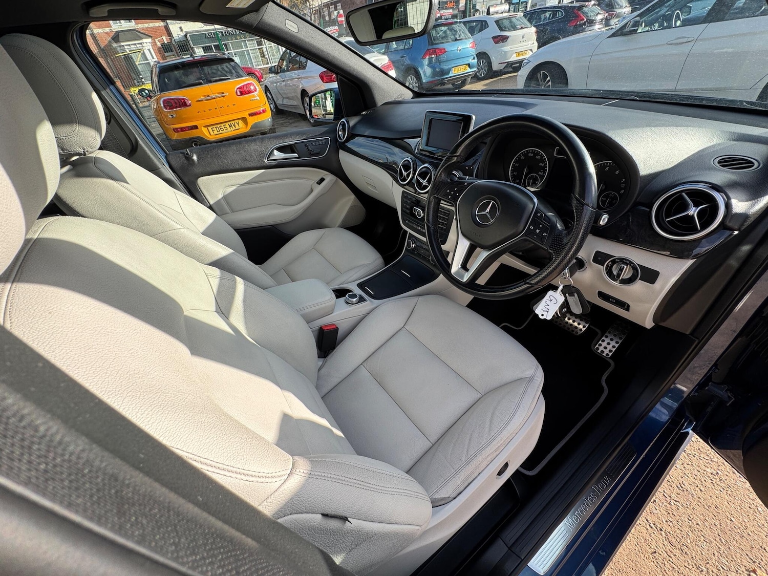 Used Mercedes-Benz B Class 2012 for sale - 76336198: Photo 28