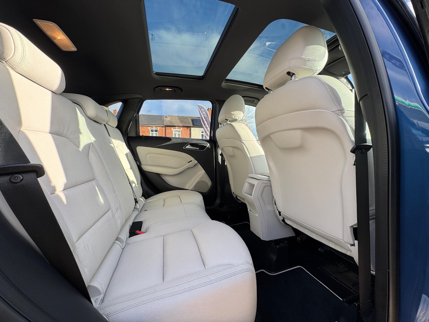 Used Mercedes-Benz B Class 2012 for sale - 76336198: Photo 33