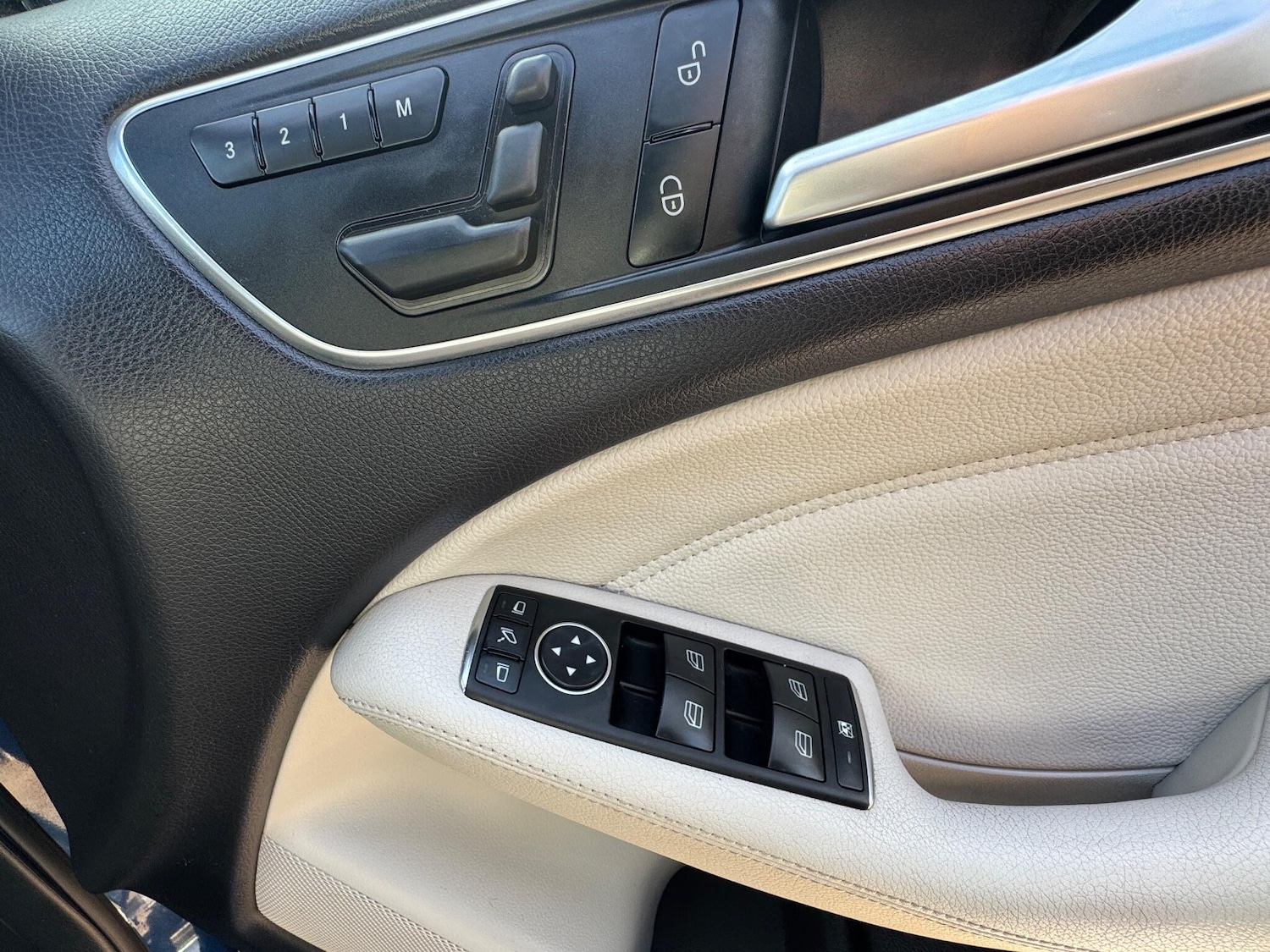 Used Mercedes-Benz B Class 2012 for sale - 76336198: Photo 39