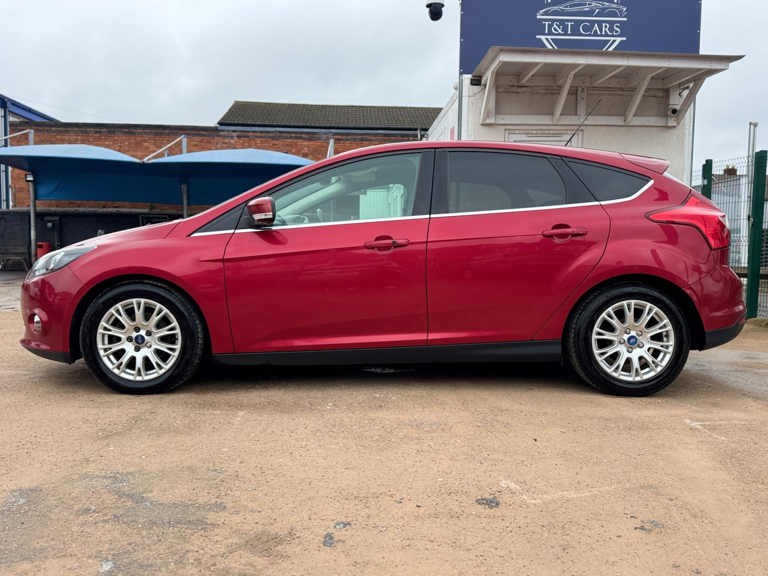 Used Ford Focus 2011 for sale - 77709976: Photo 16