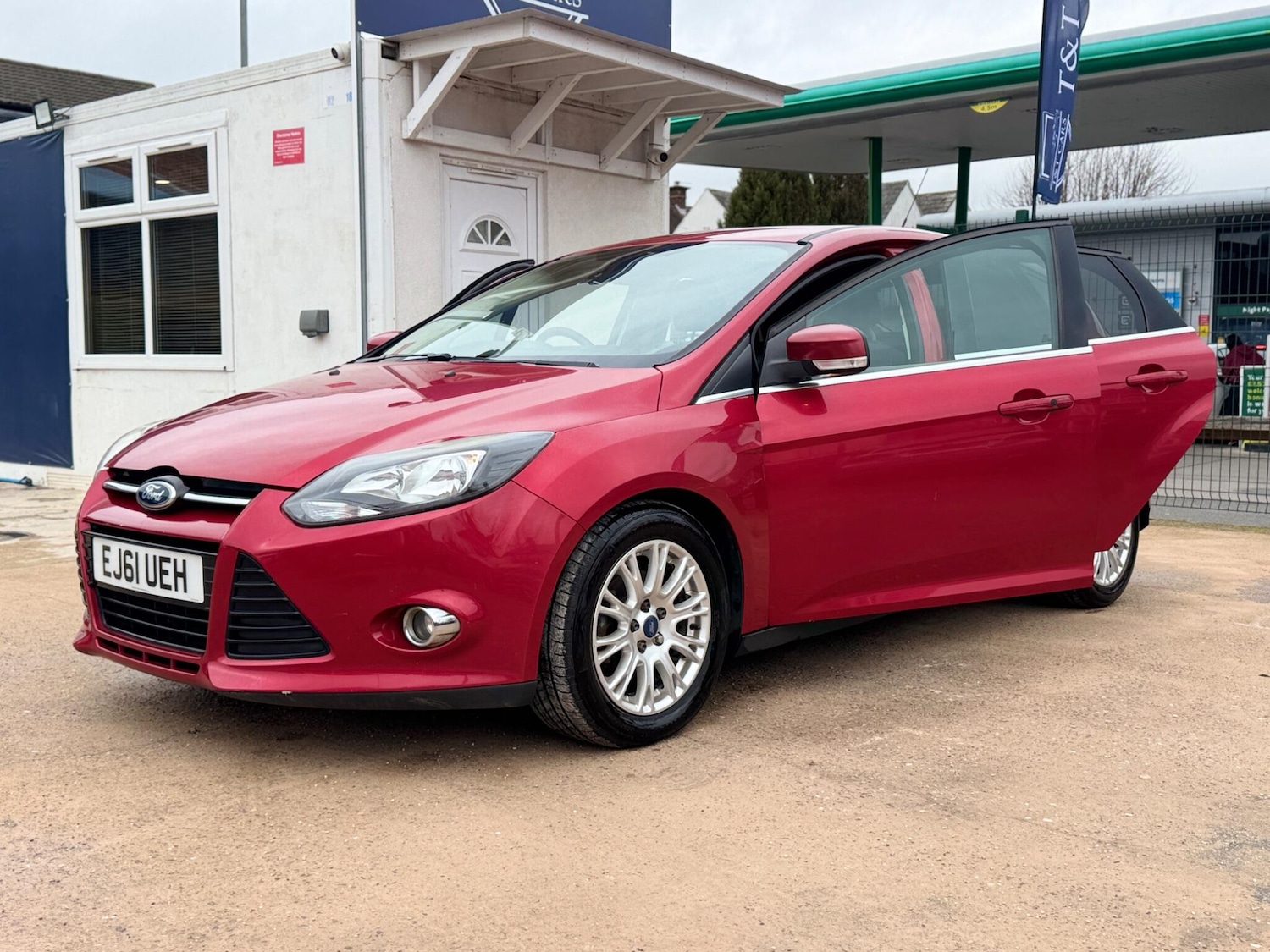 Used Ford Focus 2011 for sale - 77709976: Photo 19