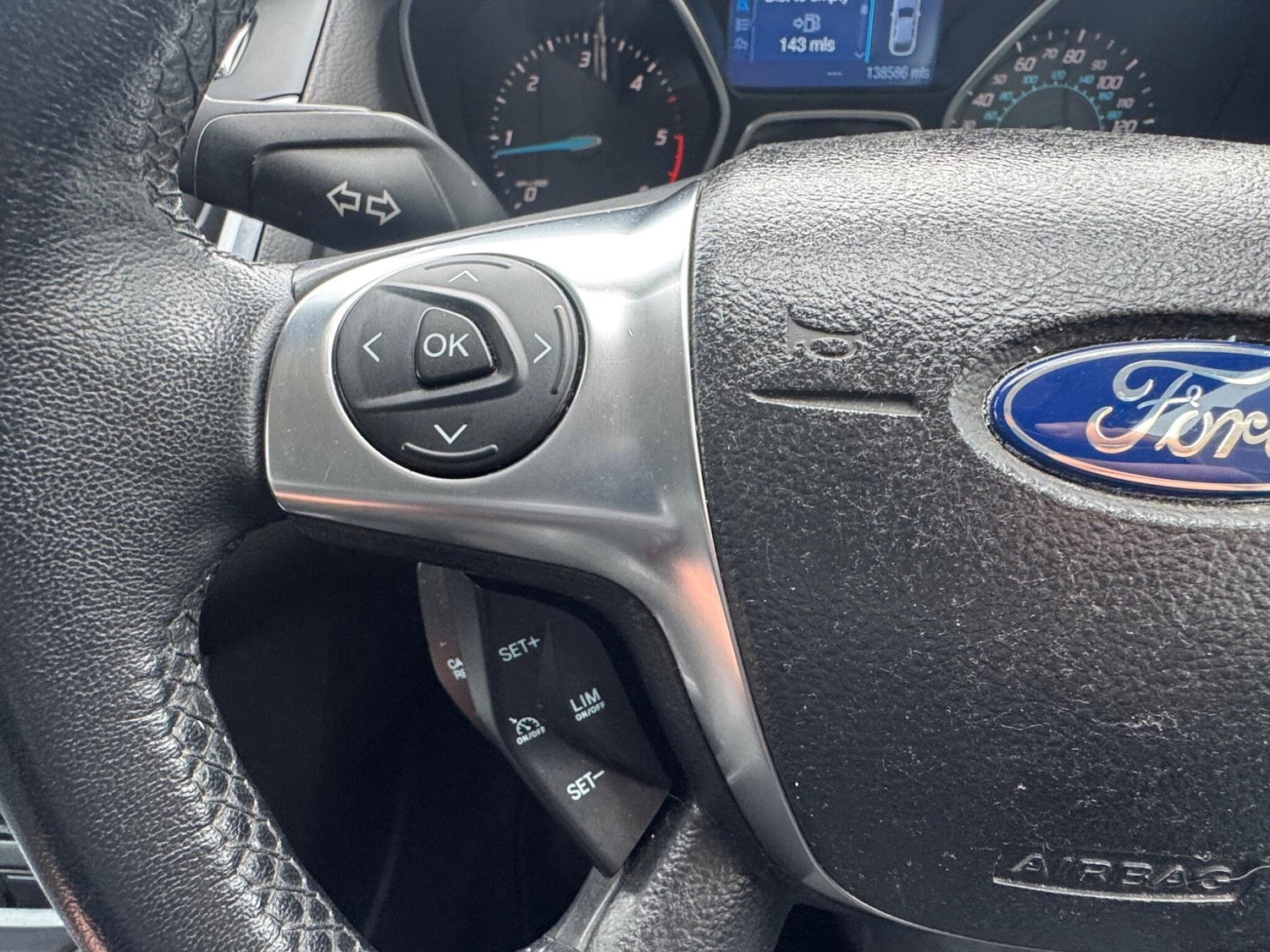 Used Ford Focus 2011 for sale - 77709976: Photo 40