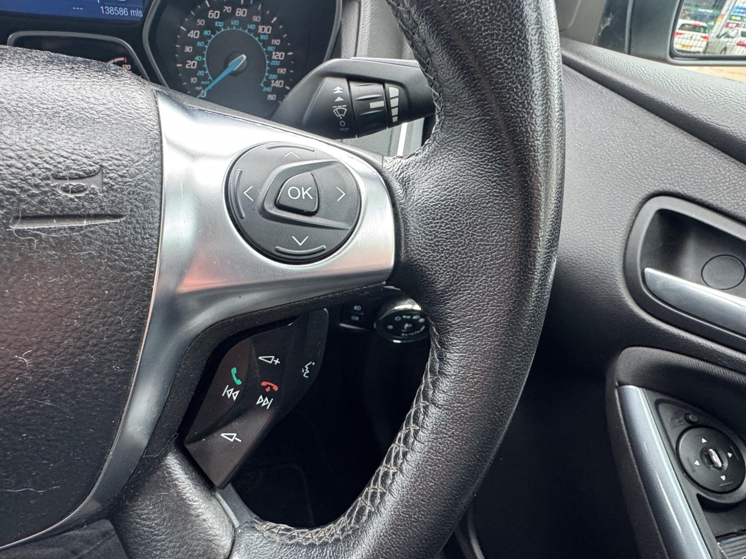 Used Ford Focus 2011 for sale - 77709976: Photo 41