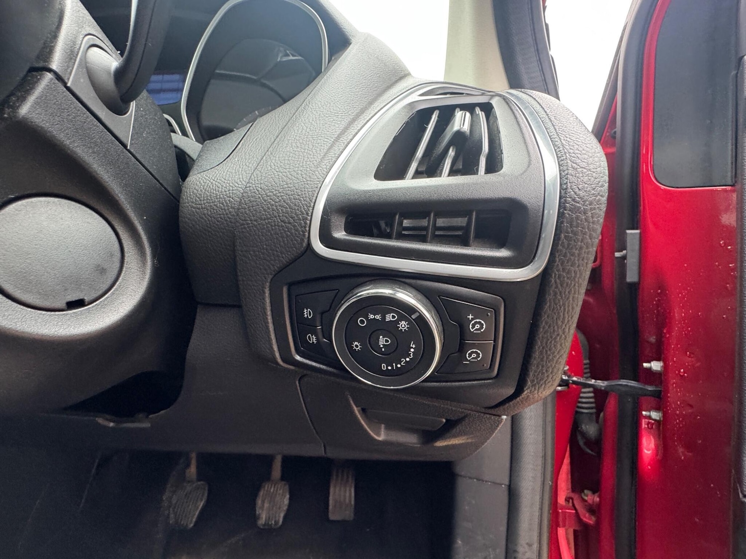 Used Ford Focus 2011 for sale - 77709976: Photo 43