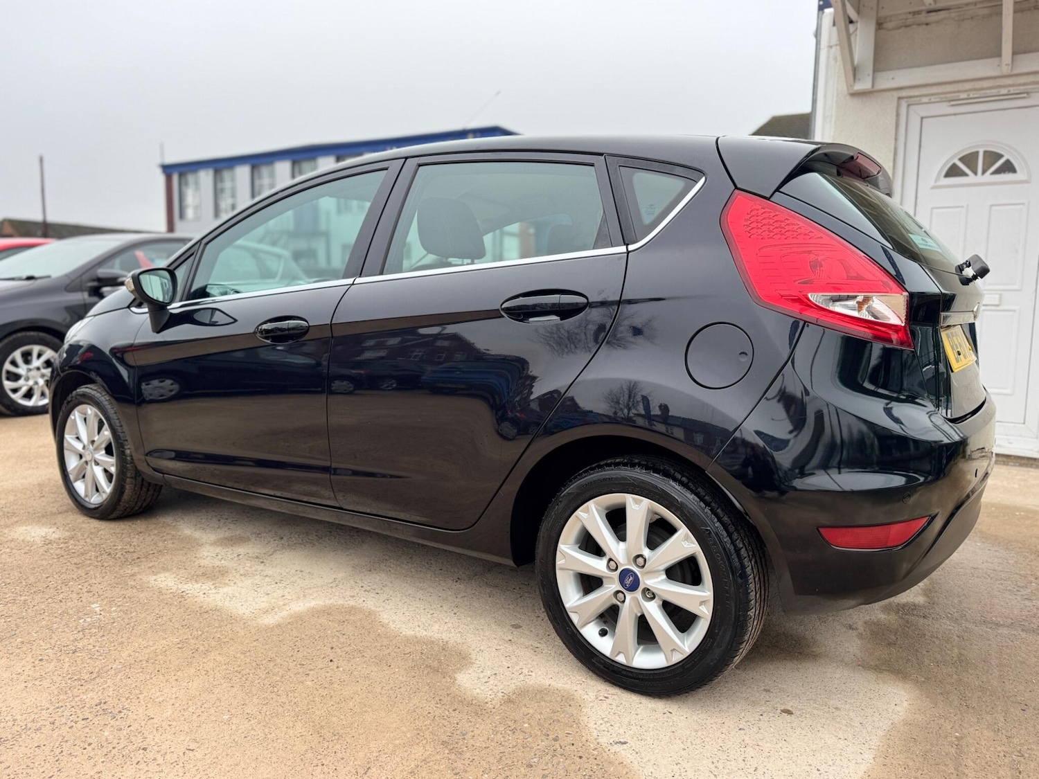 Used Ford Fiesta 2011 for sale - 77799061: Photo 13
