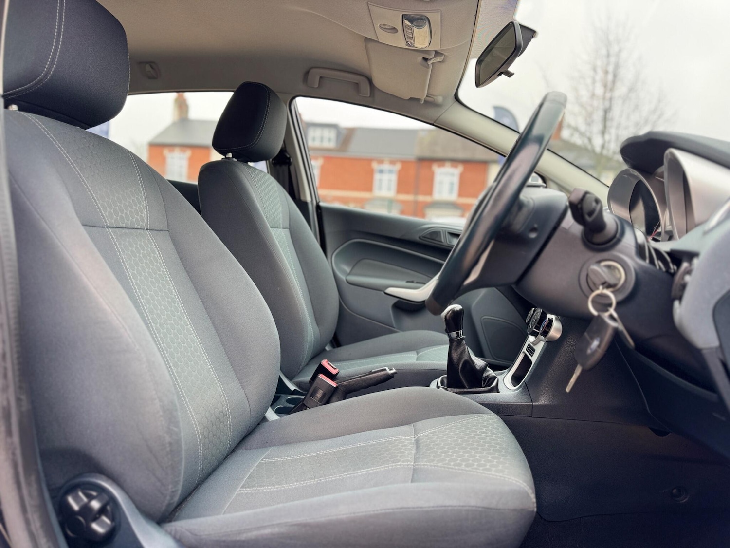 Used Ford Fiesta 2011 for sale - 77799061: Photo 25