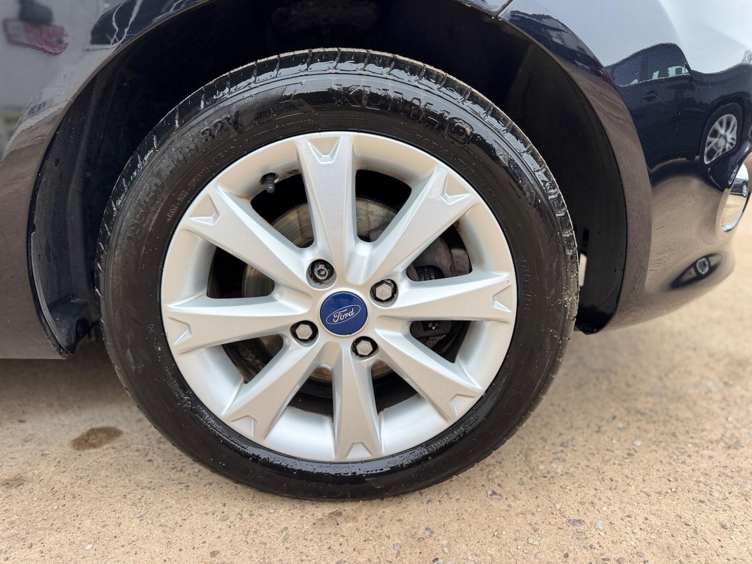 Used Ford Fiesta 2011 for sale - 77799061: Photo 42