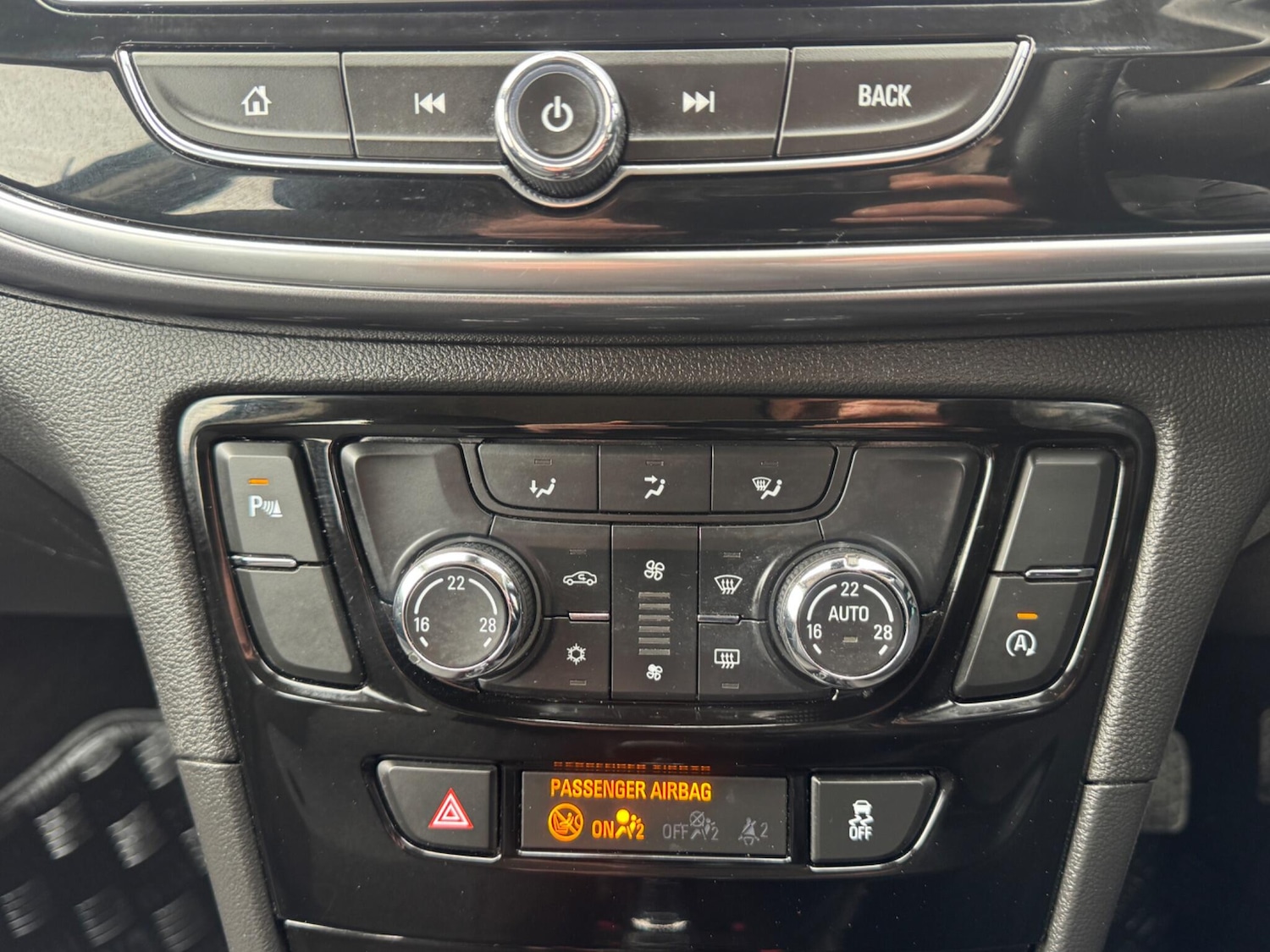 Used Vauxhall Mokka X 2017 for sale - 77684103: Photo 40