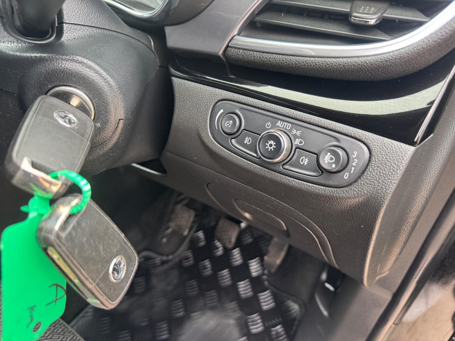 Used Vauxhall Mokka X 2017 for sale - 77684103: Photo 44