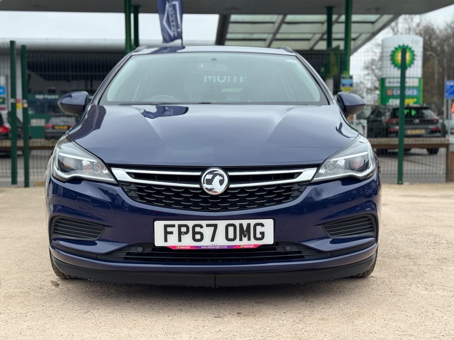 Used Vauxhall Astra for sale - 77793640: Photo 2