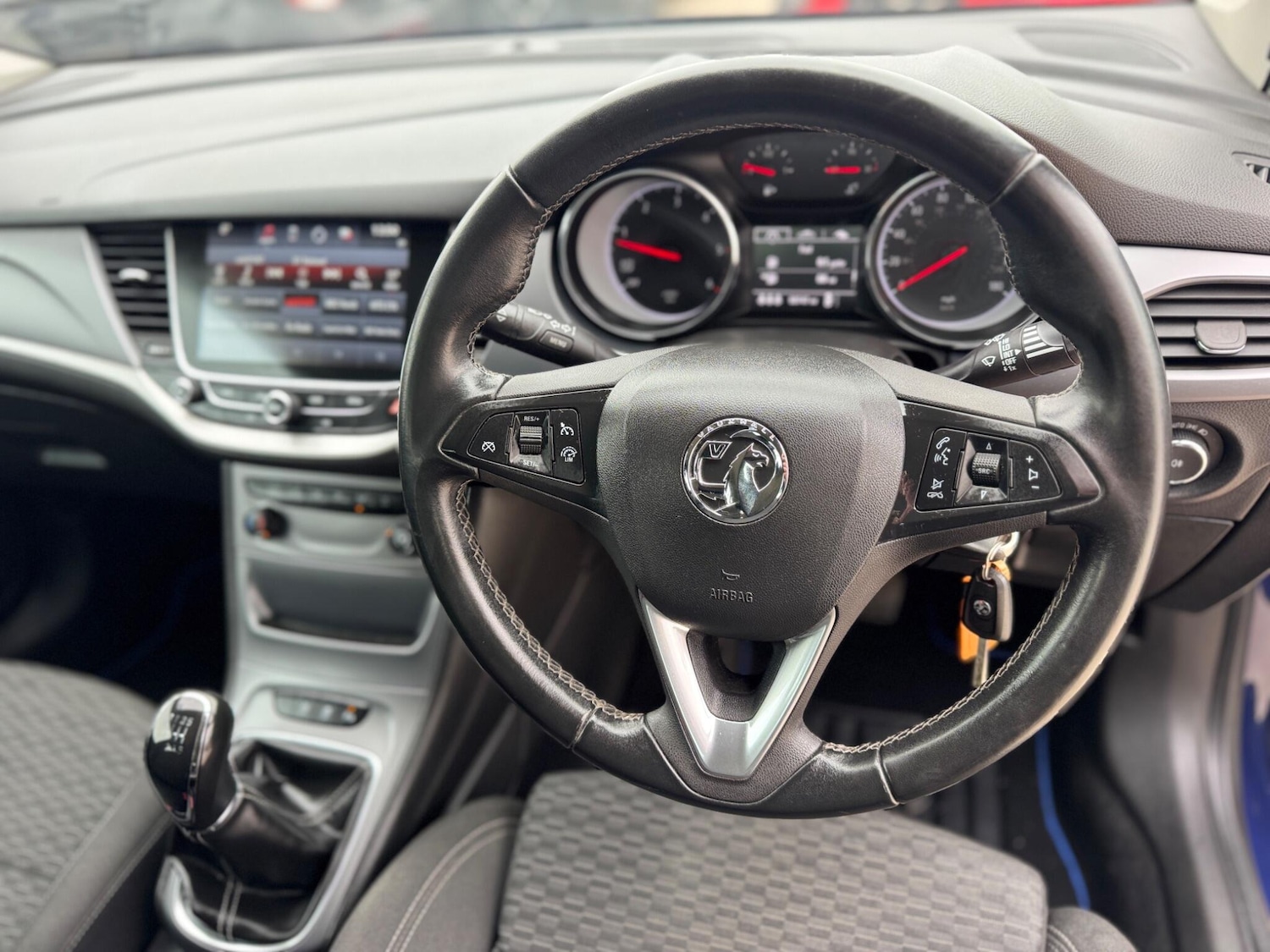 Used Vauxhall Astra for sale - 77793640: Photo 3