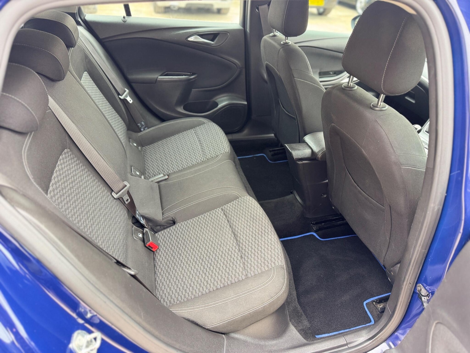 Used Vauxhall Astra for sale - 77793640: Photo 5