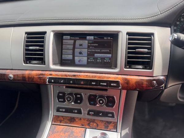 Used Jaguar XF 2012 for sale - 74478202: Photo 31
