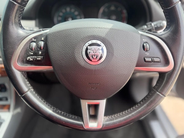 Used Jaguar XF 2012 for sale - 74478202: Photo 34
