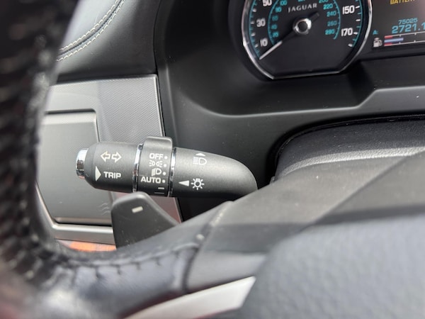 Used Jaguar XF 2012 for sale - 74478202: Photo 35