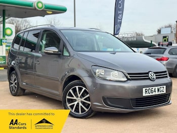 Used Volkswagen Touran 2015 for sale - 77585965: Photo