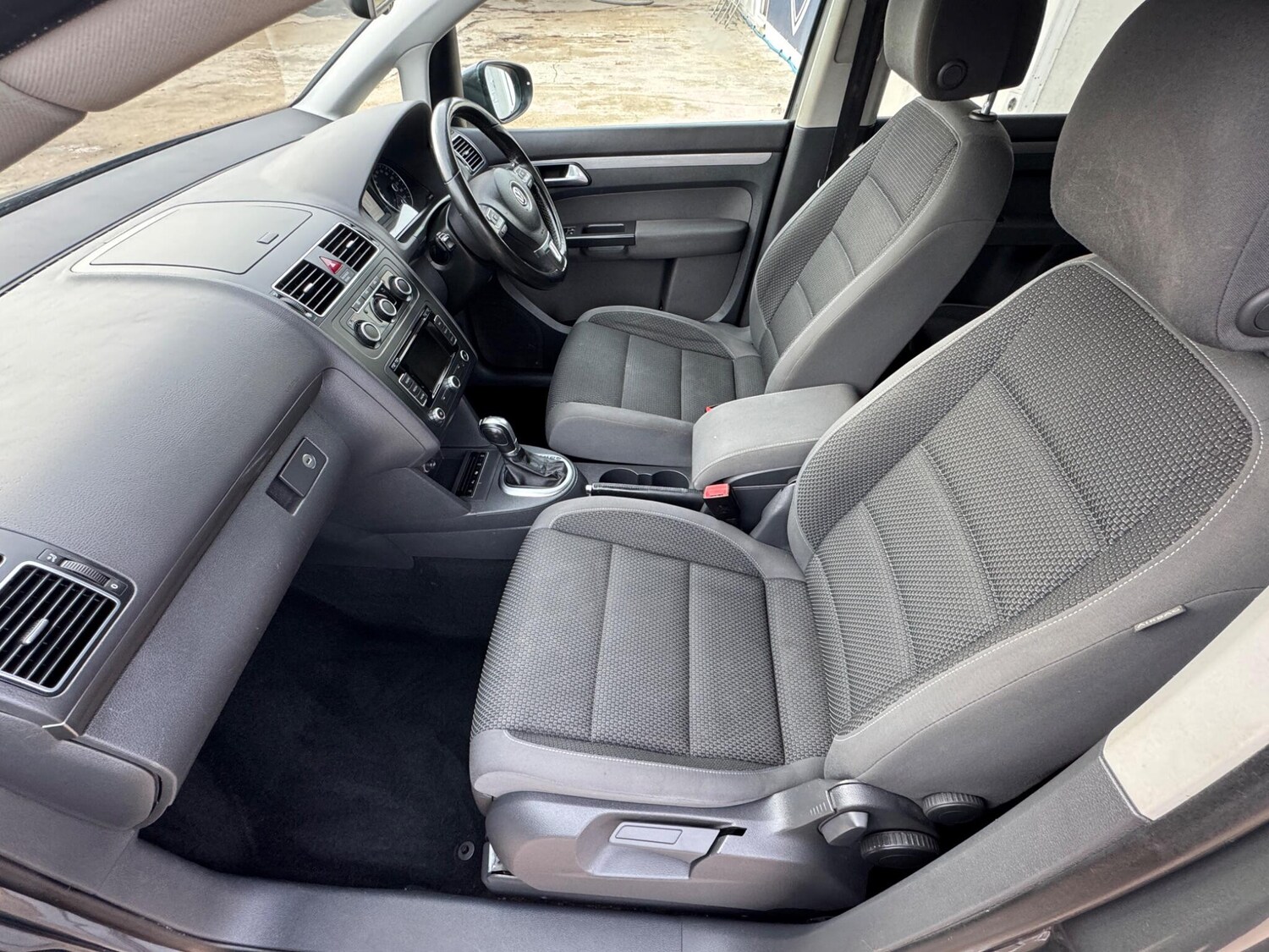 Used Volkswagen Touran for sale - 77585965: Photo 34