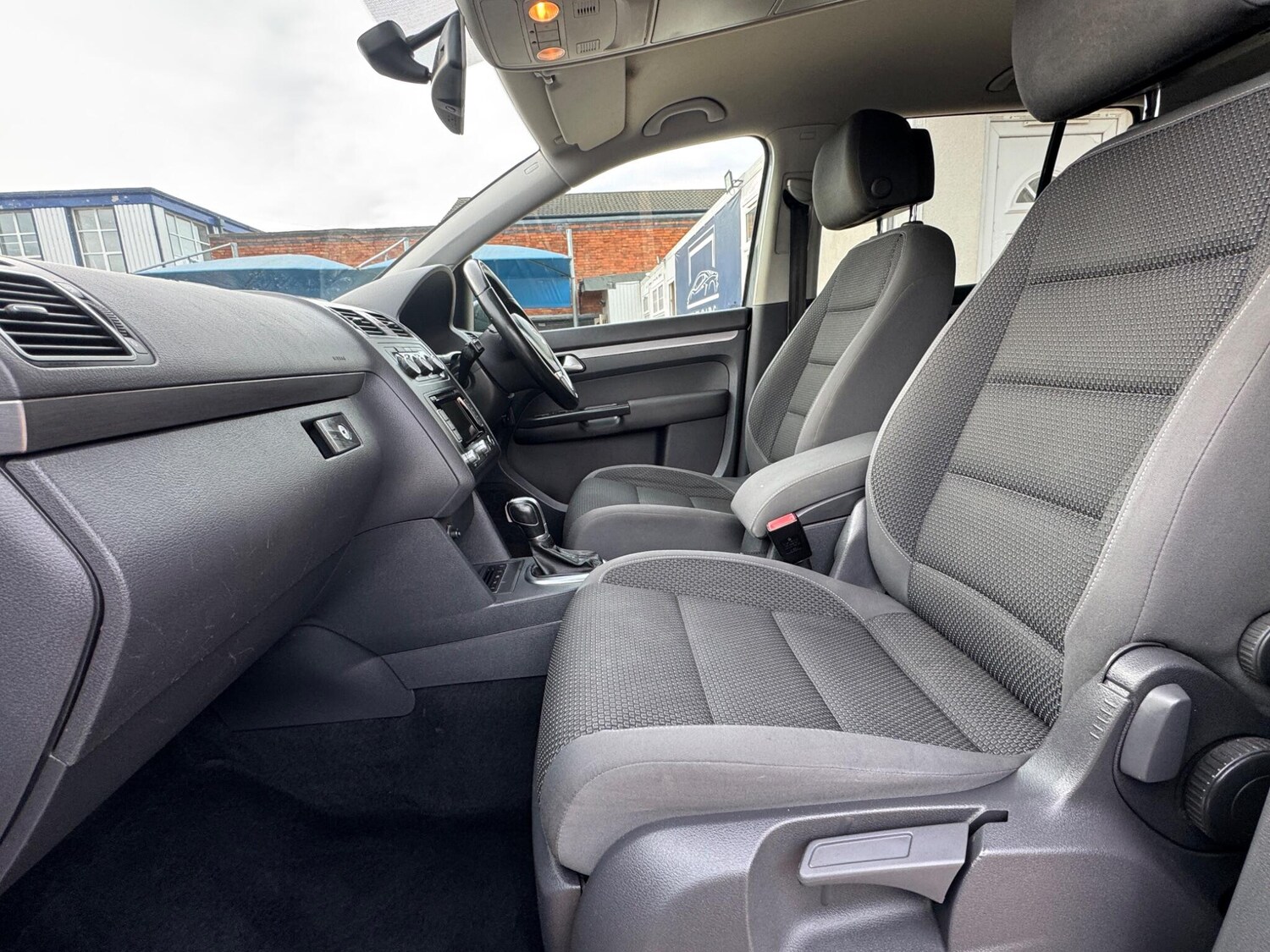 Used Volkswagen Touran for sale - 77585965: Photo 35