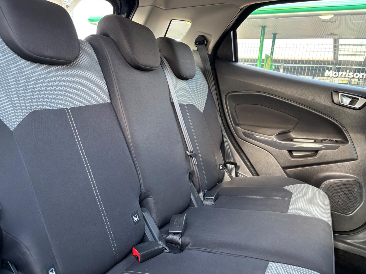 Used Ford Ecosport 2015 for sale - 76990986: Photo 26