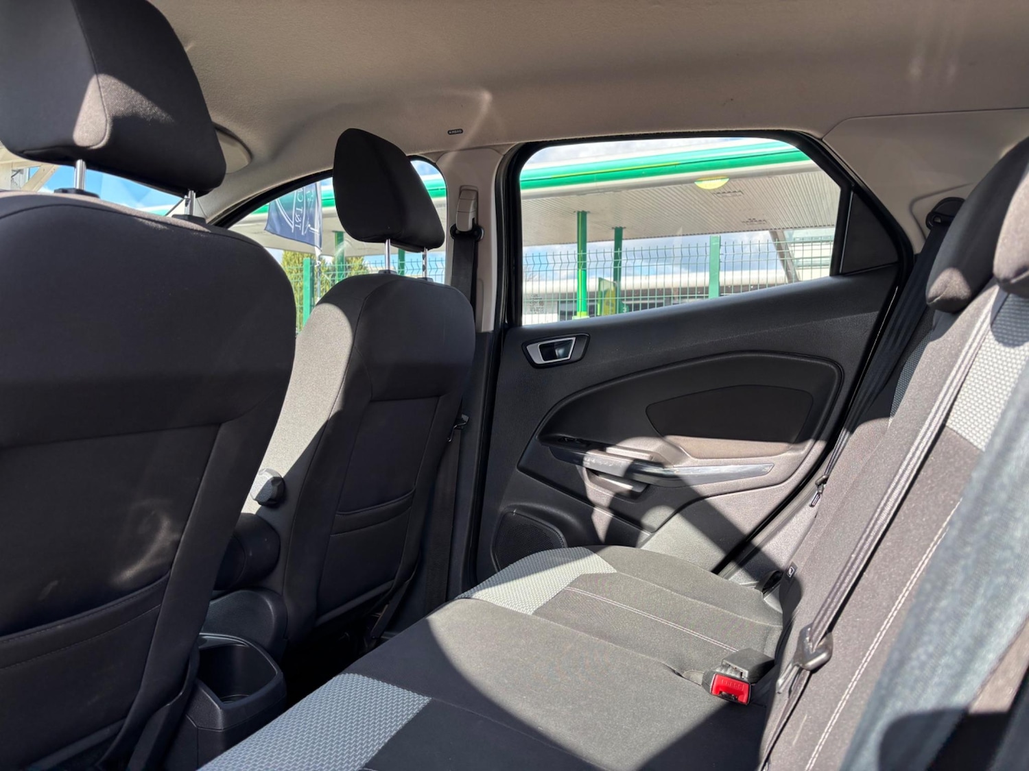 Used Ford Ecosport 2015 for sale - 76990986: Photo 33