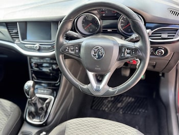 Used Vauxhall Astra 2016 for sale - 78301750: Photo