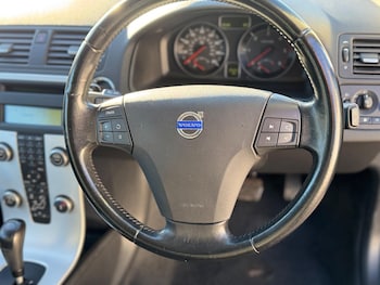 Used Volvo C30 2012 for sale - 76657102: Photo